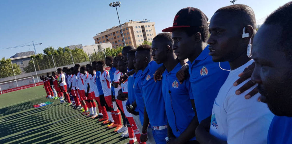 mundialito_2017_final_0127_gambia_durante_himnos_1200x593.jpg