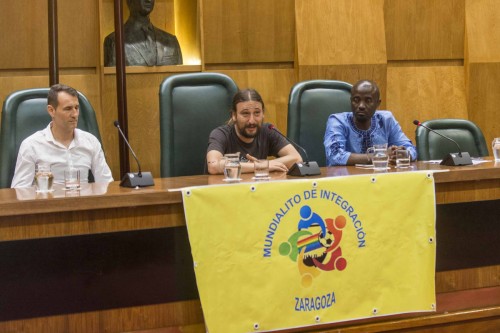 Clos Gómez, Juan Pablo Nguema y Pablo Hijar en el Sorteo en Mundialito Zargoza 2017